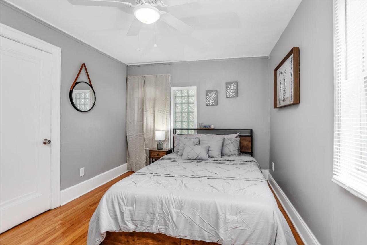 Modern & Cozy East Side Gem ~ Queen Beds ~ Parking Detroit Exteriör bild